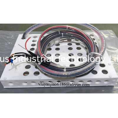 230 ولت یک فاز 3.0KW 15.2x6 اینچ. عنصر گرمایش نوع J حفاظت از درجه حرارت PTFE گرم کننده غوطه ور برای نصب تمیز کردن شیمیایی SVCS
